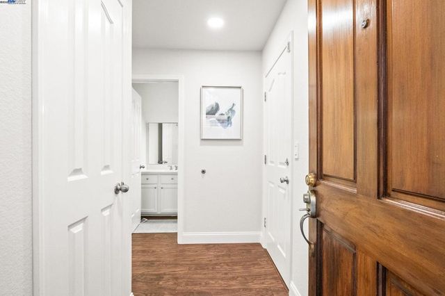 4027 Sunset Ter, Fremont, CA 94536