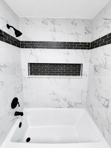 3931 Clough Avenue, Highland, IN 46322