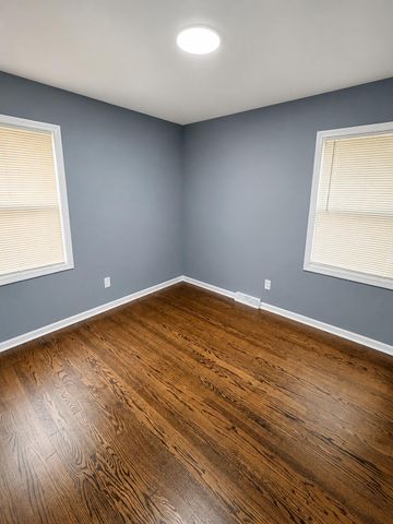 3931 Clough Avenue, Highland, IN 46322