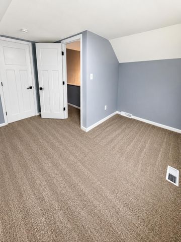 3931 Clough Avenue, Highland, IN 46322