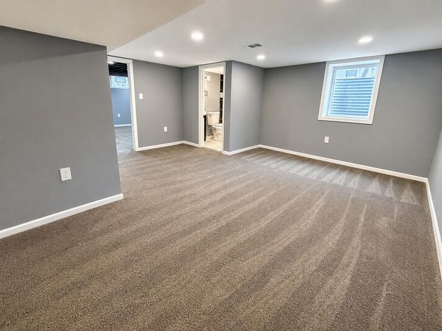 3931 Clough Avenue, Highland, IN 46322
