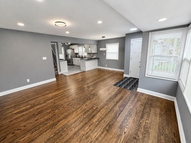 3931 Clough Avenue, Highland, IN 46322