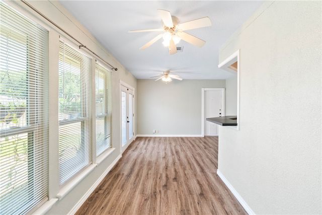 3030 Quail Hollow Dr, Corpus Christi, TX 78414