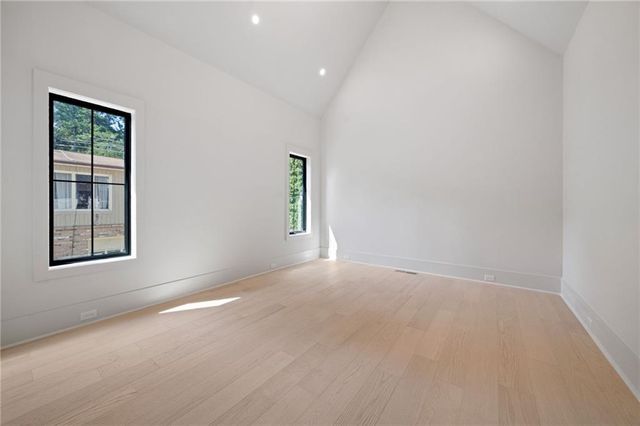 1671 Manhasset Drive, Dunwoody, GA 30338