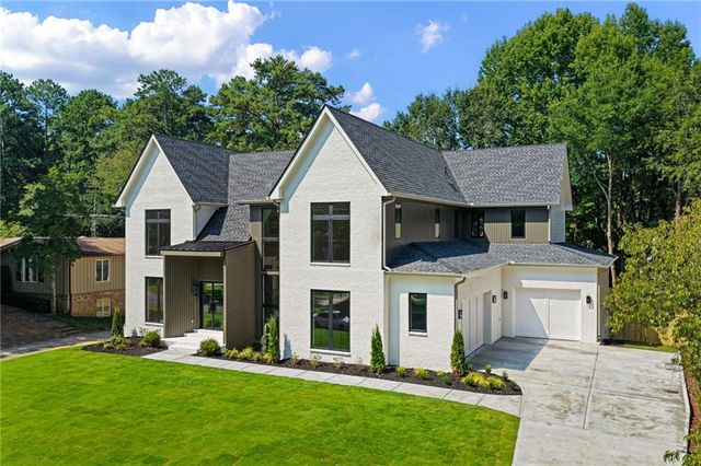 1671 Manhasset Drive, Dunwoody, GA 30338