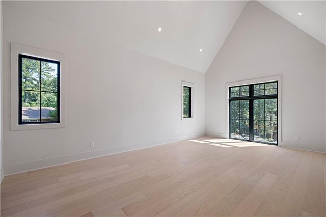 1671 Manhasset Drive, Dunwoody, GA 30338