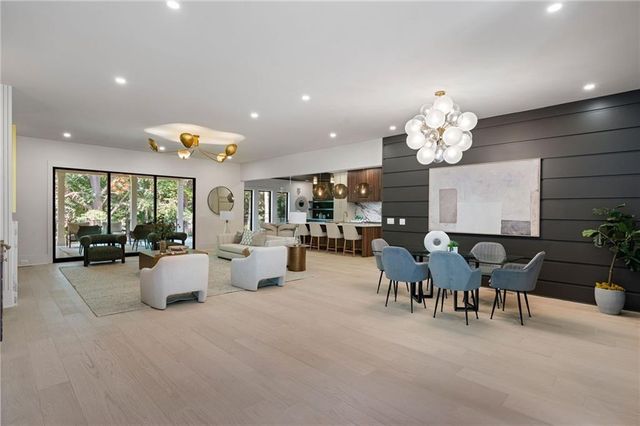 1671 Manhasset Drive, Dunwoody, GA 30338