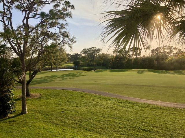 5661 SE Foxcross Place, Stuart, FL 34997