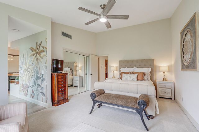 5661 SE Foxcross Place, Stuart, FL 34997