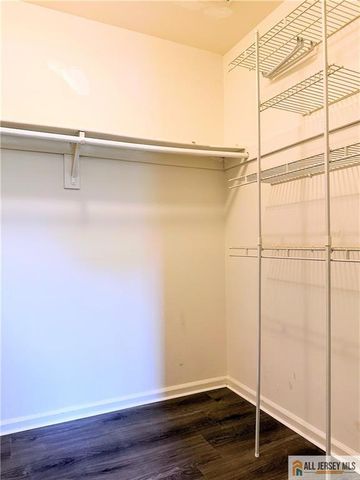 1211 Woodhaven Drive 1211, Edison, NJ 08817