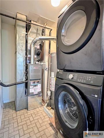 1211 Woodhaven Drive 1211, Edison, NJ 08817
