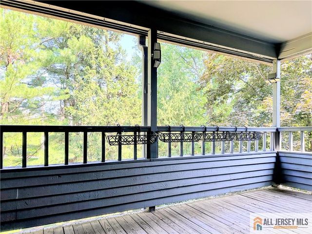 1211 Woodhaven Drive 1211, Edison, NJ 08817
