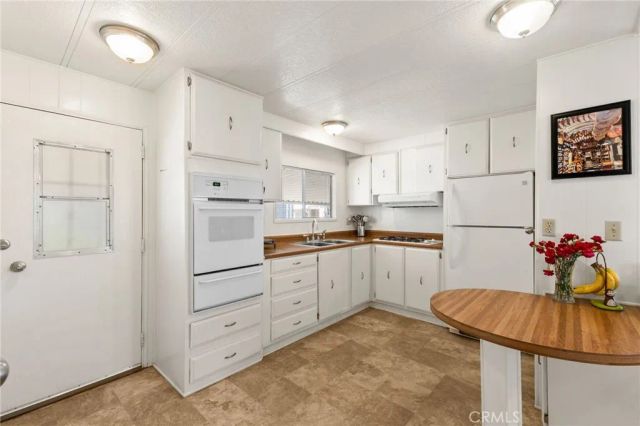 2205 W Acacia Avenue 125, Hemet, CA 92545