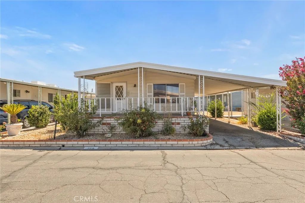 2205 W Acacia Avenue 125, Hemet, CA 92545