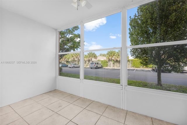 2861 Somerset Drive 104, Lauderdale Lakes, FL 33311
