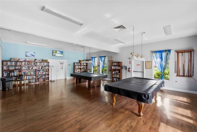 2861 Somerset Drive 104, Lauderdale Lakes, FL 33311