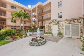 2861 Somerset Drive 104, Lauderdale Lakes, FL 33311