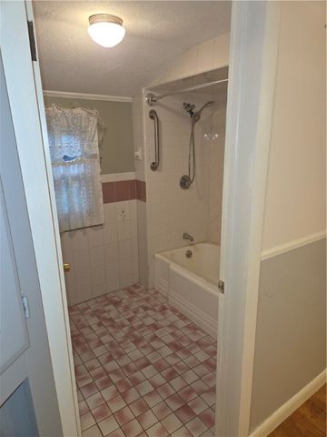 54 Ridge Road, Warwick, RI 02889