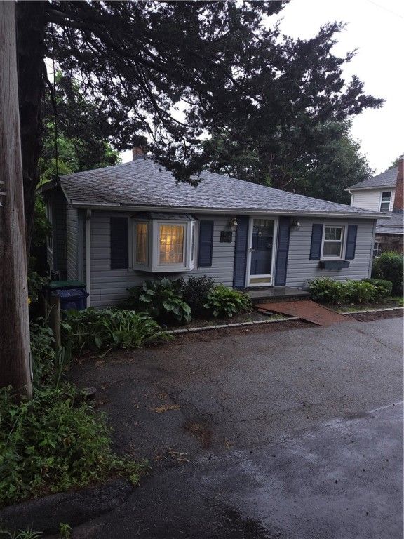 54 Ridge Road, Warwick, RI 02889