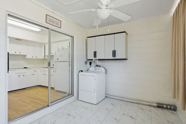 5593 40TH AVENUE N 418, Kenneth City, FL 33709