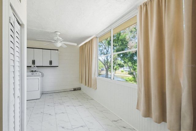 5593 40TH AVENUE N 418, Kenneth City, FL 33709