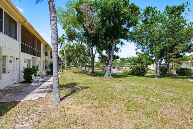 5593 40TH AVENUE N 418, Kenneth City, FL 33709