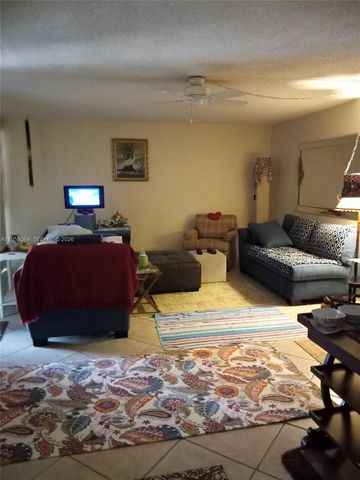 2850 Forest Hills Blvd 310, Coral Springs, FL 33065