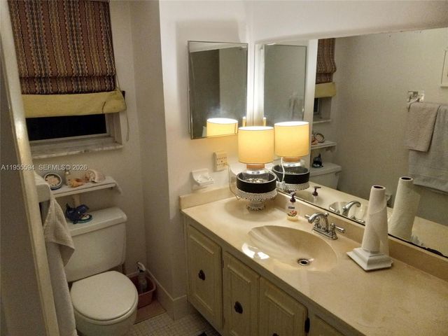 2850 Forest Hills Blvd 310, Coral Springs, FL 33065