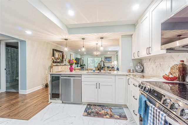 3505 TARPON WOODS BOULEVARD G405, Palm Harbor, FL 34685