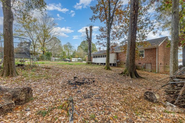 8503 Beechbrooke Road, Charlotte, NC 28227