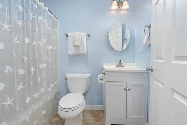 5 Lorraine's Lane, Strafford, NH 03884