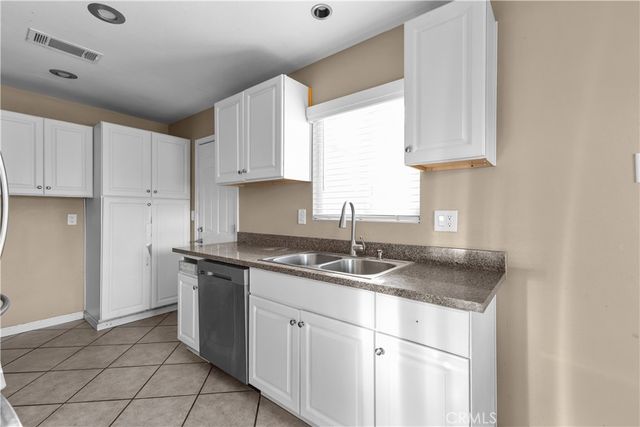 2031 Calle Diablo, Hemet, CA 92545