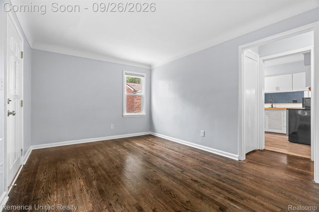9587 Cardwell Street, Livonia, MI 48150