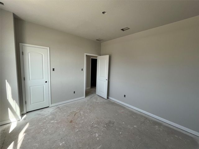 116 Woodrow LN, Liberty Hill, TX 78642