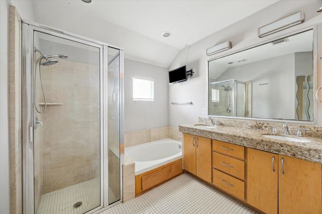 5219 Kiam Street F, Houston, TX 77007