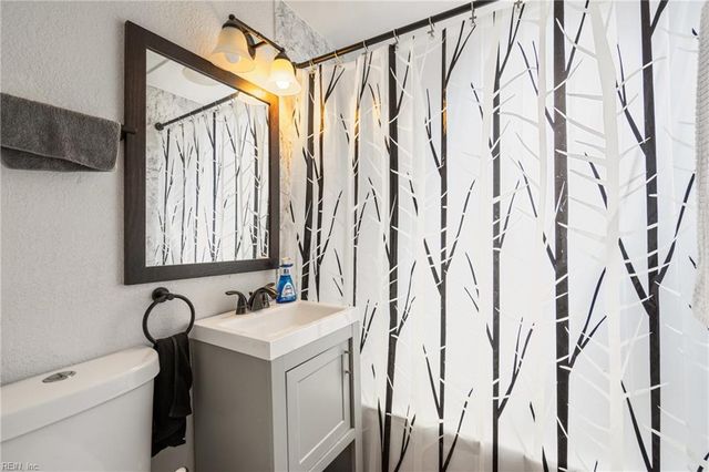 409 E Westmont AVE, Norfolk, VA 23503