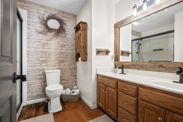 216 Warren Cir, Shelbyville, TN 37160