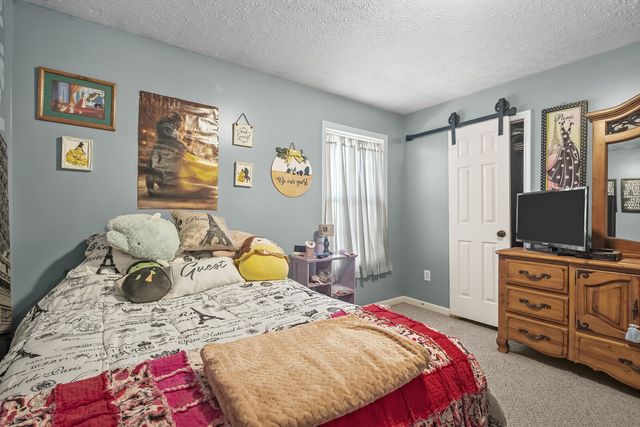 216 Warren Cir, Shelbyville, TN 37160