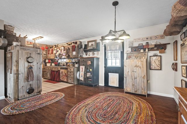 216 Warren Cir, Shelbyville, TN 37160