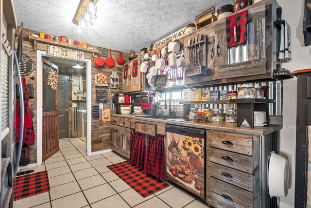 216 Warren Cir, Shelbyville, TN 37160