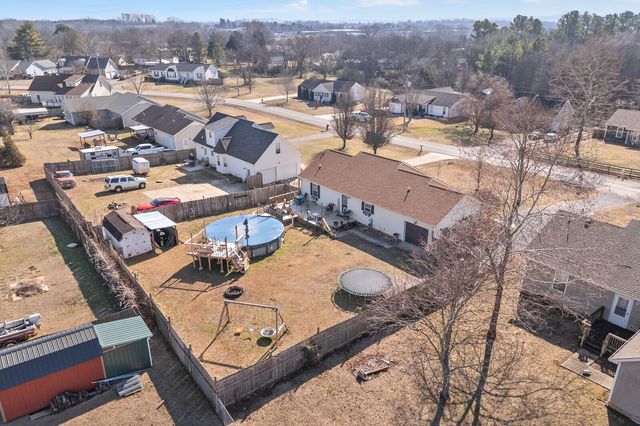 216 Warren Cir, Shelbyville, TN 37160