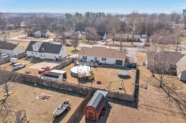 216 Warren Cir, Shelbyville, TN 37160