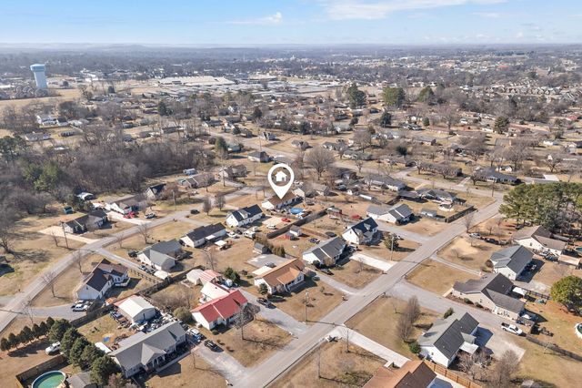 216 Warren Cir, Shelbyville, TN 37160