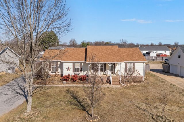 216 Warren Cir, Shelbyville, TN 37160