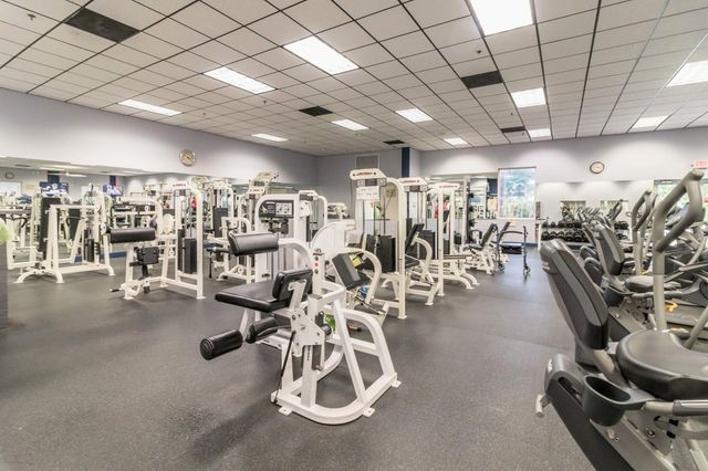 360 Windsor P, West Palm Beach, FL 33417