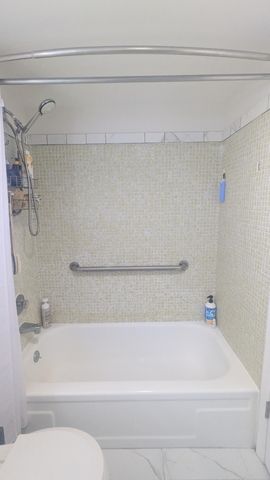 360 Windsor P, West Palm Beach, FL 33417