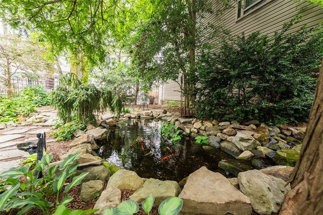 2220 Sarah St 2, South Side, PA 15203