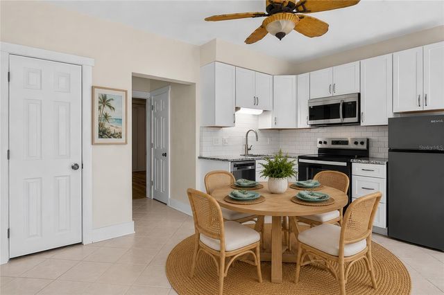 908 VILLAS DRIVE 23, Venice, FL 34285
