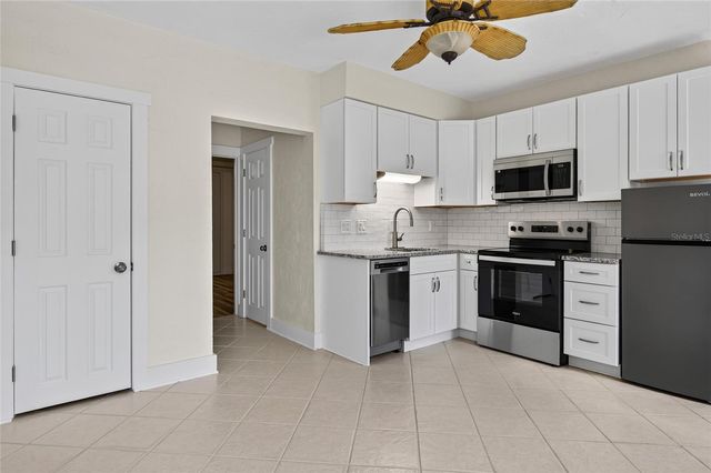 908 VILLAS DRIVE 23, Venice, FL 34285
