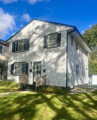 6620 W Carmen, 6622 AVENUE, Milwaukee, WI 53218